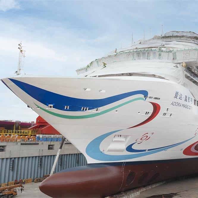 First home-grown large cruise ship to undock in Shanghai