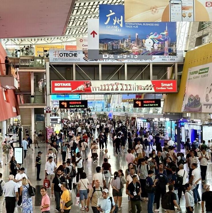 Phase 1 of 138th Canton Fair concludes with nearly 158,000 overseas buyers