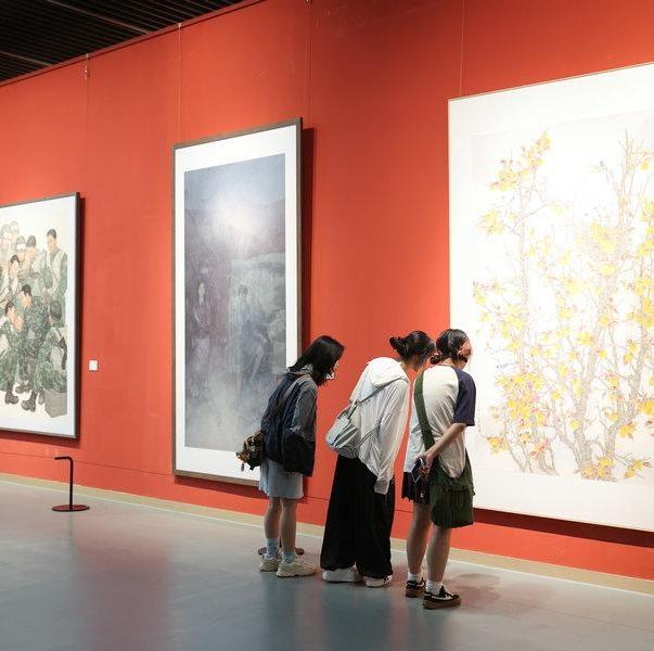 Selected gongbi paintings on show in Guangzhou amid a national tour
