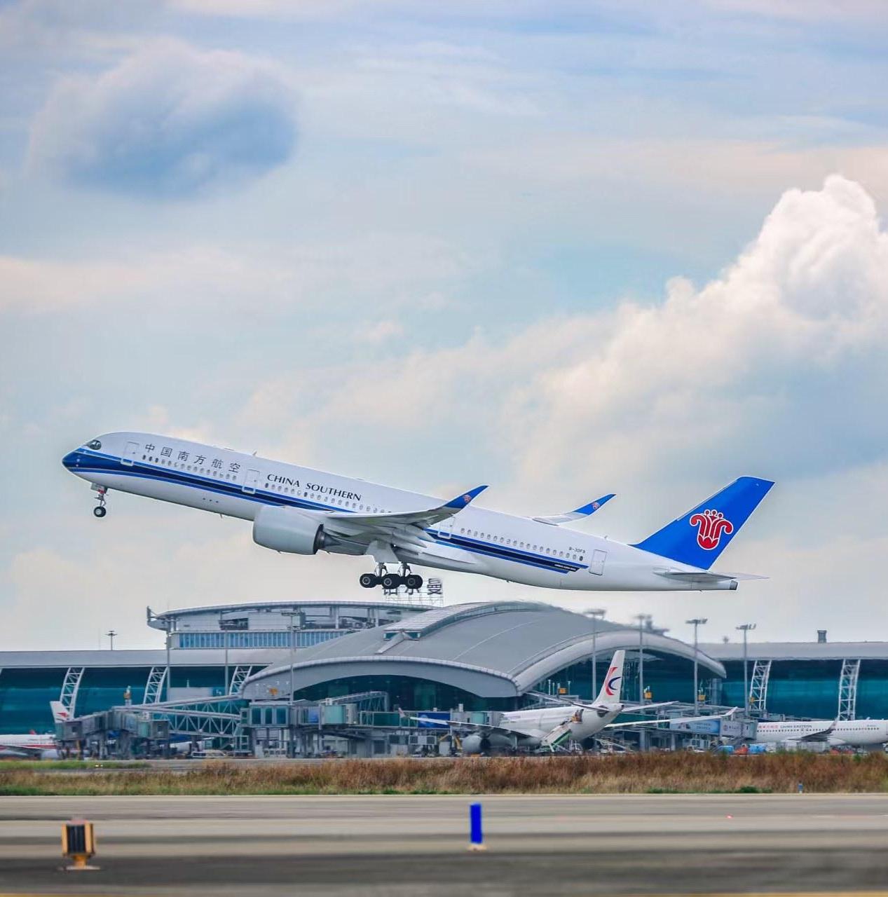Guangzhou Baiyun Airport to shift 3 int'l airlines to Terminal 2 from December 22