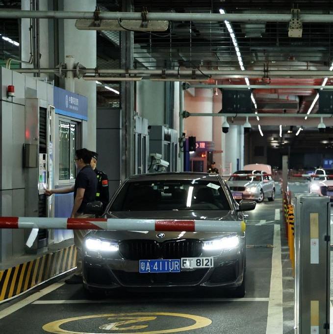 Hong Kong's Southbound Travel for Guangdong Vehicles scheme officially implemented