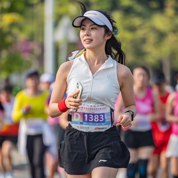 Women's half-marathon draws 20,000 runners to Guangzhou