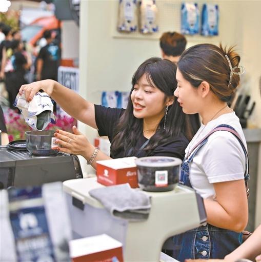 Guangzhou brews up a global coffee hub as coffee season kicks off