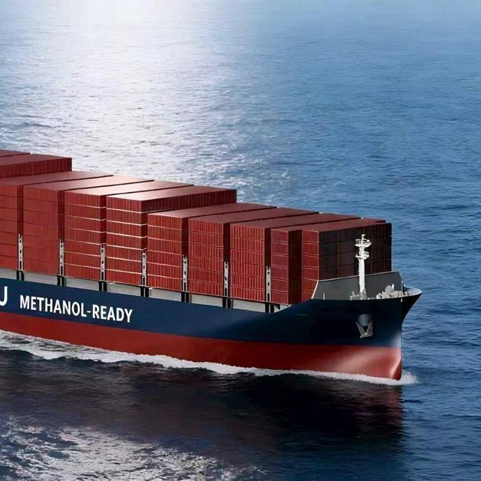 Huangpu Wenchong signs deals for 13 container vessels