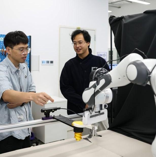 Hong Kong university fosters interdisciplinary education model